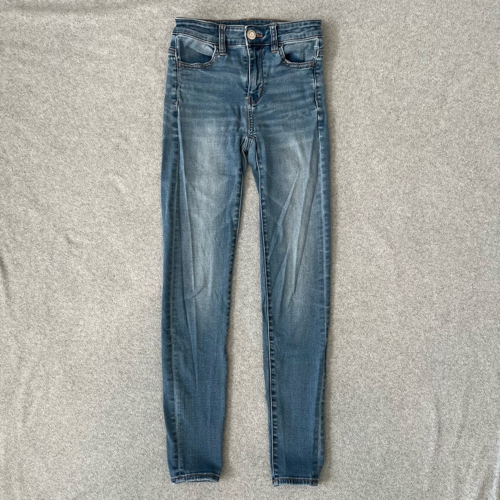 American Eagle Outfitters Hi-Rise Jegging